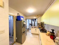 Blk 202A Compassvale South Gate (Sengkang), HDB Executive #567707881